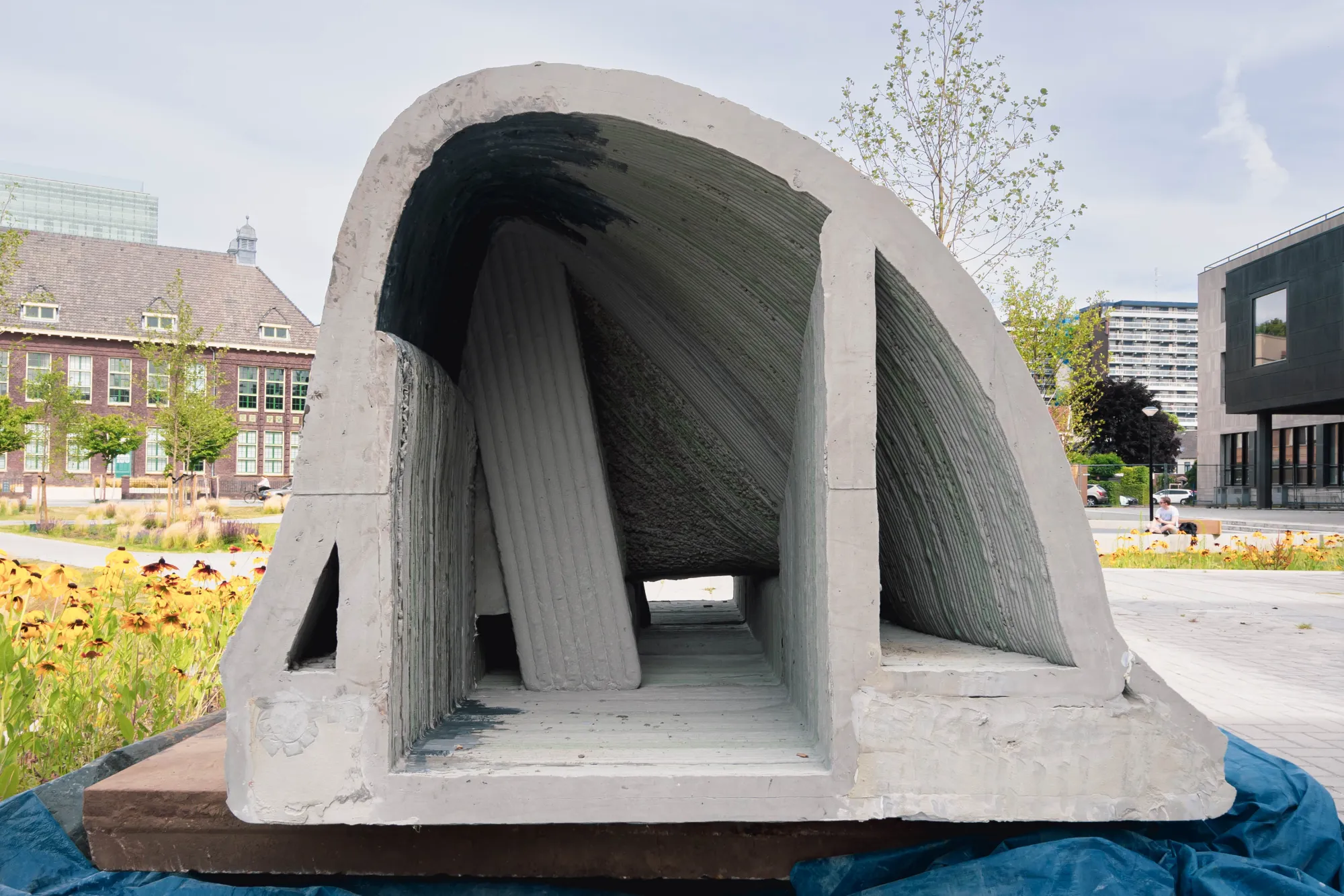 End view into the printed dam showing its arched outer shell and internal structure