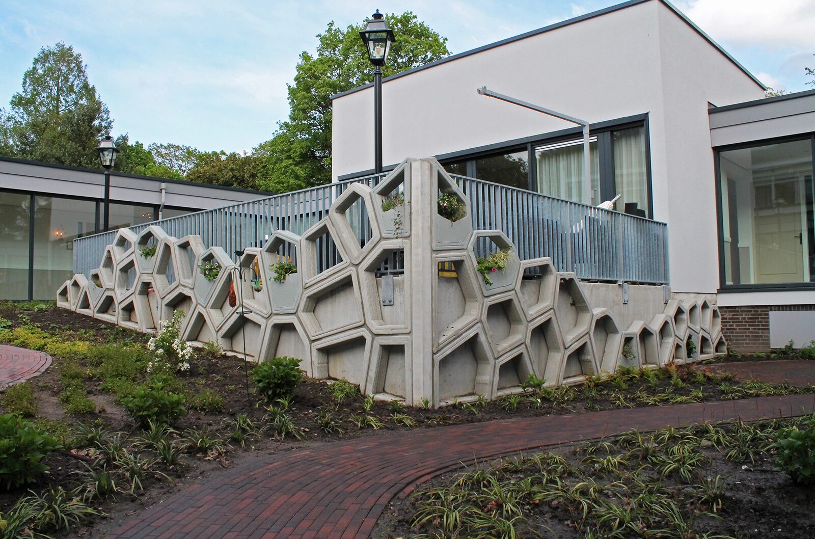 Green Facade installed around the garden of a building